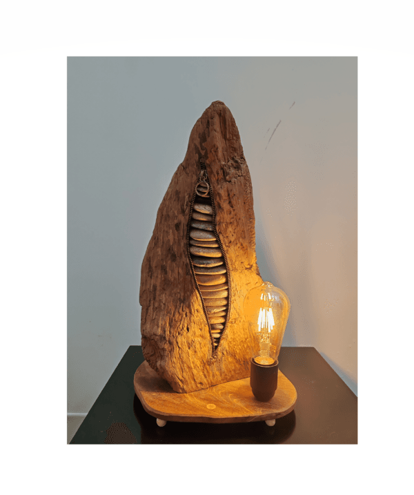 Sculpture lampe en bois flotté